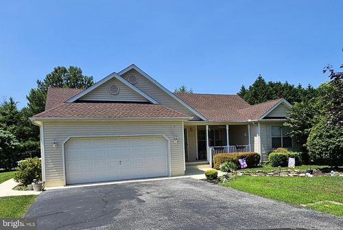 322 Matthews Cir, Milford, DE, 19963-2139 | Card Image