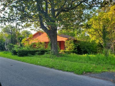 25051 Nw 4th Avenue, House other with 2 bedrooms, 1 bathrooms and null parking in Newberry FL | Image 2