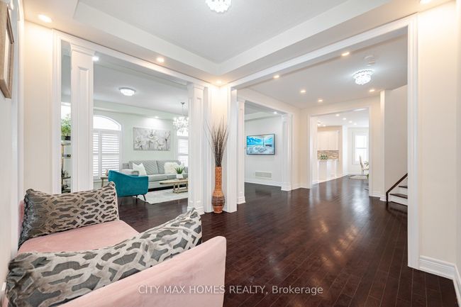 57 Beacon Hill Dr, House other with 7 bedrooms, 6 bathrooms and 4 parking in Brampton ON | Image 6