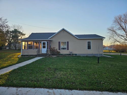 609 N Mather Rd, Le Roy, MN, 55951-6850 | Card Image