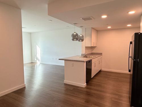 apt-623-466 River St, Boston, MA, 02126-3084 | Card Image