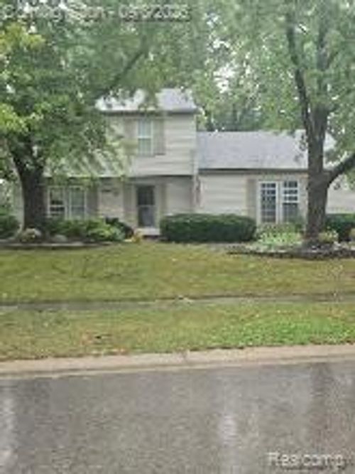 24528 Christina Ln, Novi, MI, 48375-2301 | Card Image