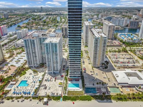 10b-2000 S Ocean Drive, Hallandale Beach, FL, 33009 | Card Image