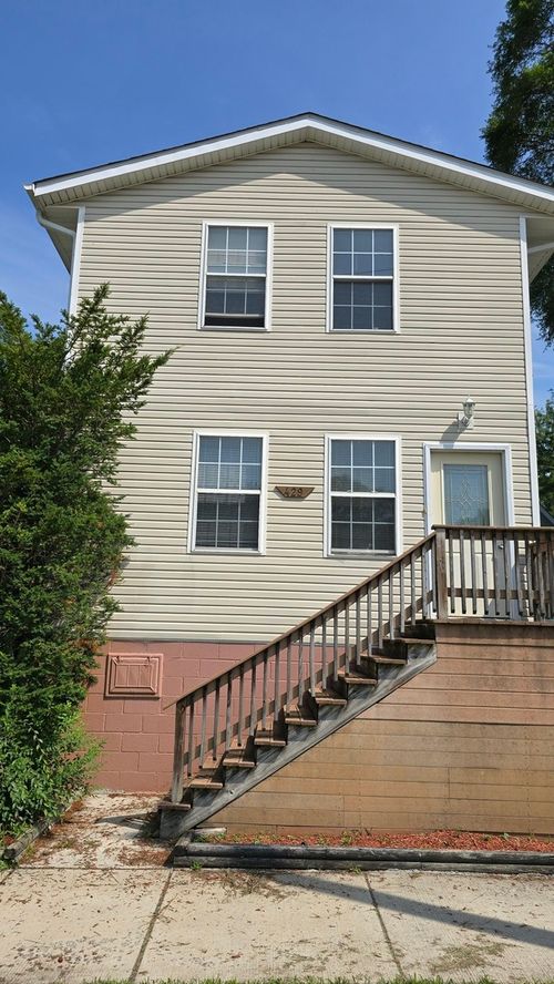 429 E 22nd St, Chicago Heights, IL, 60411-6016 | Card Image