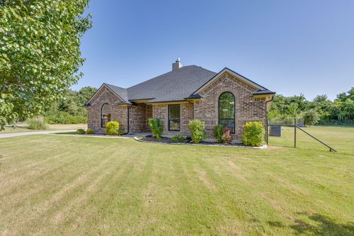 116 Cinnamon Ct, Weatherford, TX, 76088-7235 | Card Image