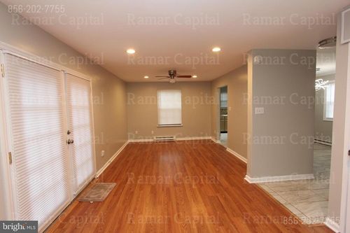 207 Hampshire Rd, SICKLERVILLE, NJ, 08081-2109 | Card Image