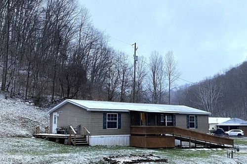 1238 Clio Rd, Clendenin, WV, 25045-8092 | Card Image