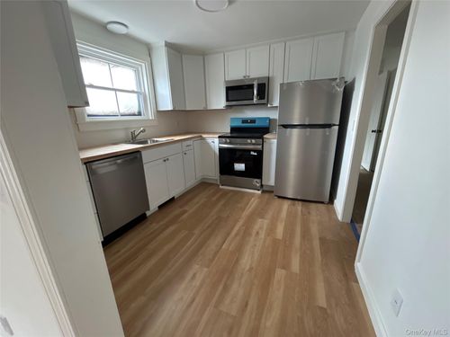 7 Dutchess Ave, Millerton, NY, 12546-5245 | Card Image