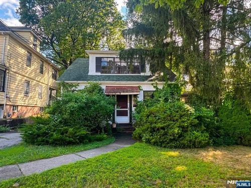 162 Bogert Street, Teaneck, NJ, 07666 | Card Image