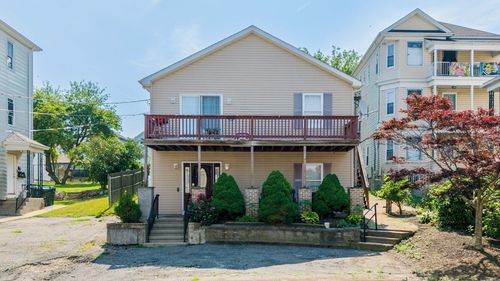 212 Haffards St, Fall River, MA, 02723-2213 | Card Image