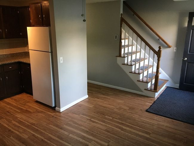 66 Locust Ave, Home with 4 bedrooms, 4 bathrooms and 4 parking in Worcester MA | Image 16