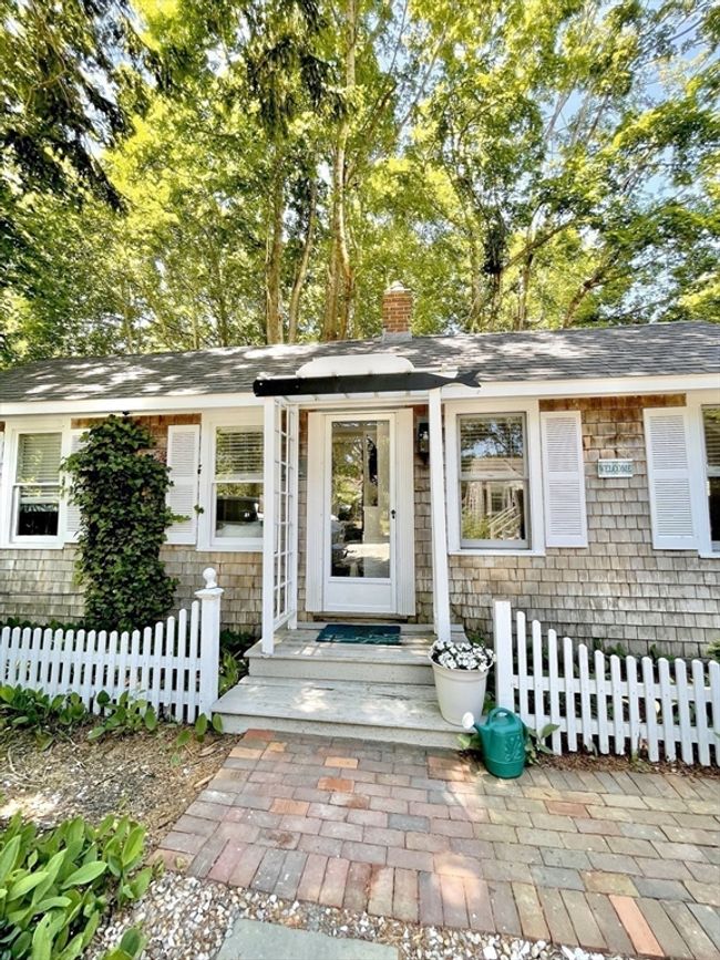 43 Summer St, House other with 3 bedrooms, 3 bathrooms and 4 parking in Yarmouth Port MA | Image 27