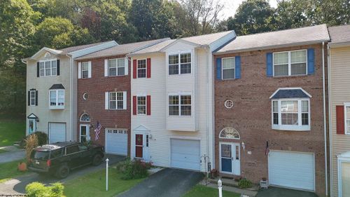 32 Fairway Dr, Mount Clare, WV, 26408-9713 | Card Image