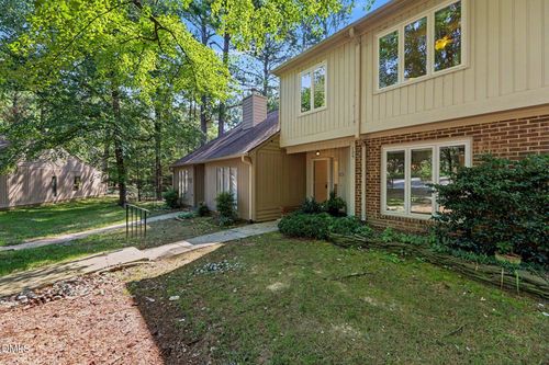 109 Mossbark Lane, Chapel Hill, NC, 27514 | Card Image