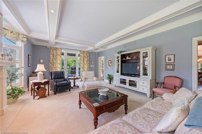 402 Progreston Rd, House other with 2 bedrooms, 4 bathrooms and 14 parking in Carlisle ON | Image 21