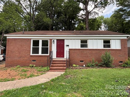2627 Dora Dr, Charlotte, NC, 28215-3023 | Card Image
