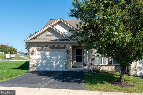 4864 Sheffield Ct, HARRISBURG, PA, 17112-4946 | Card Image
