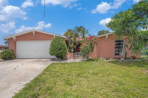 1741 Font Ln, HOLIDAY, FL, 34691-4646 | Card Image