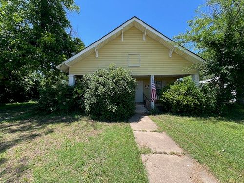408 Arch St, Baird, TX, 79504-5103 | Card Image
