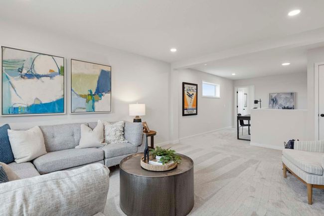 Photo taken from previous model with a similar floorplan. While similar, some options shown in the picture may not be included in this pricing. Please ask for a detailed list of included features for this listing. | Image 45
