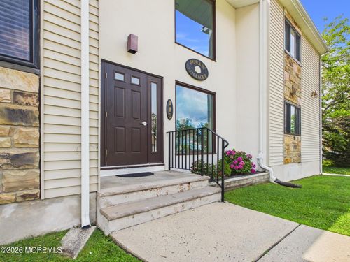 2-115 Curtis Ave, Manasquan, NJ, 08736-3621 | Card Image