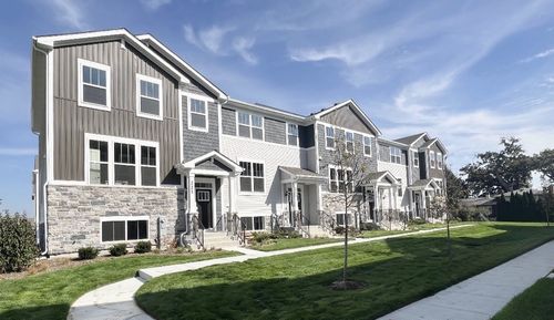 241 Settlers Pl, West Dundee, IL, 60118-0058 | Card Image