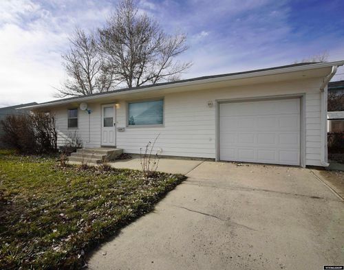 1604 S Elk St, Casper, WY, 82601-4053 | Card Image