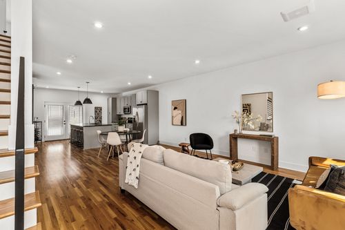 6002 Sterling St, Nashville, TN, 37209-1800 | Card Image