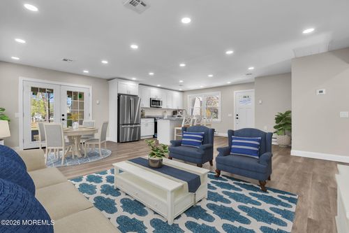 46 Norwalk Ave, Whiting, NJ, 08759-2233 | Card Image