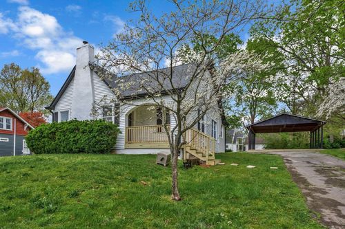 407 6th Ave, Columbia, TN, 38401-2827 | Card Image