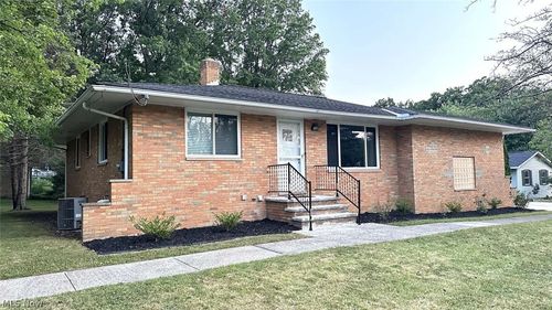 2700 E Royalton Rd, Broadview Heights, OH, 44147-2826 | Card Image