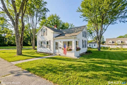 22 Southview St, Enfield, CT, 06082-4619 | Card Image