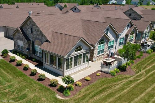 1934 Woods Dr, Streetsboro, OH, 44241-4657 | Card Image