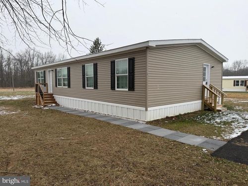 15 Ann St, MIFFLINBURG, PA, 17844-8308 | Card Image