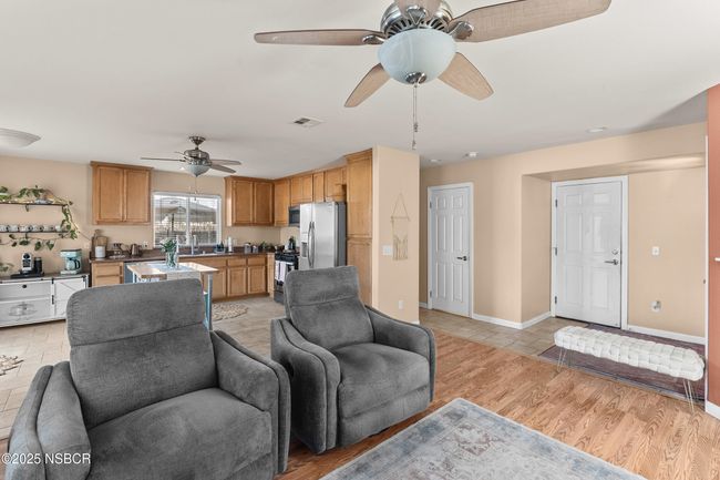 12_249 colt ln-12 | Image 28