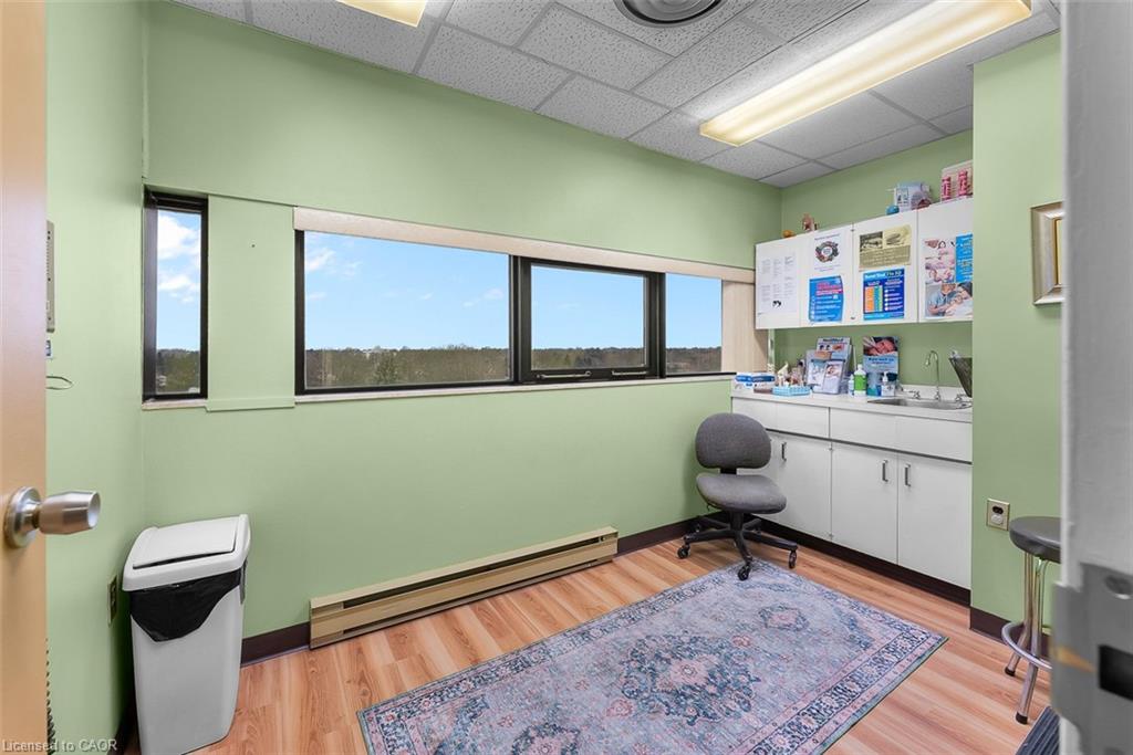 Commercial Sale in Niagara Falls 3