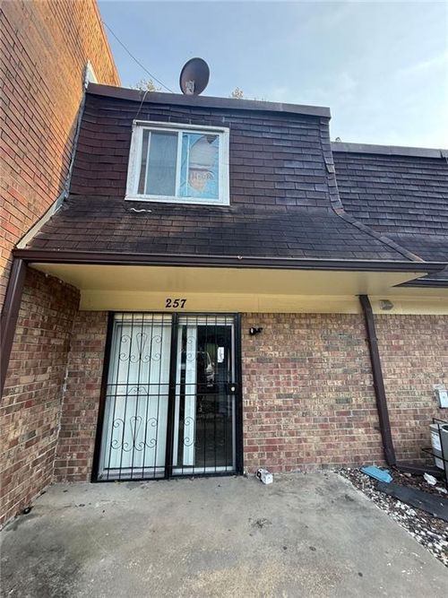 257 Peyton Pl Sw, Atlanta, GA, 30311-1600 | Card Image