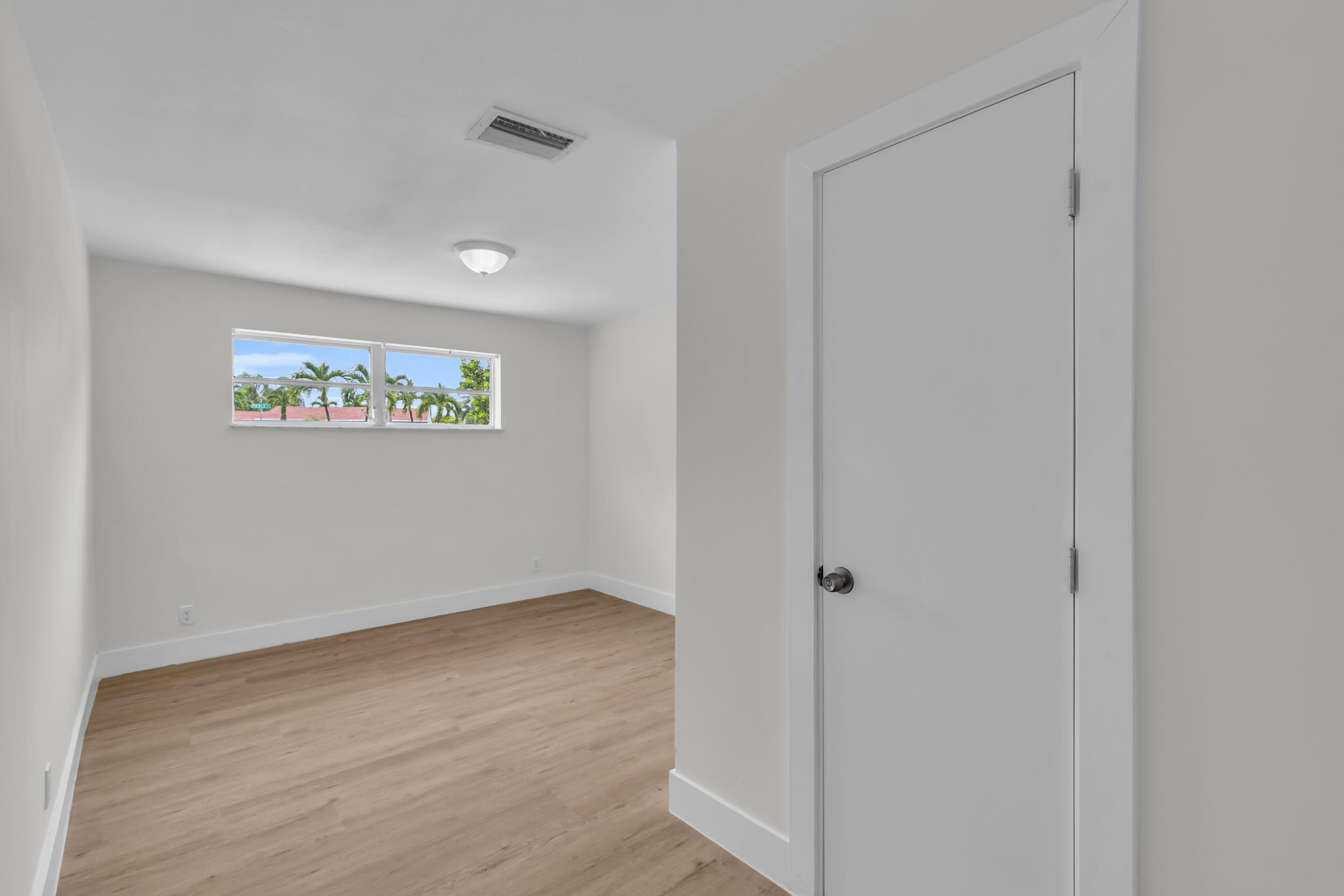 Residential in Hollywood 2