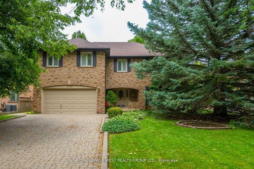 1745 Bridewell Crt, Mississauga, ON, L5L3R7 | Card Image