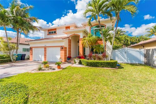 2680 Sw 142nd Ave, Miami, FL, 33175-8058 | Card Image