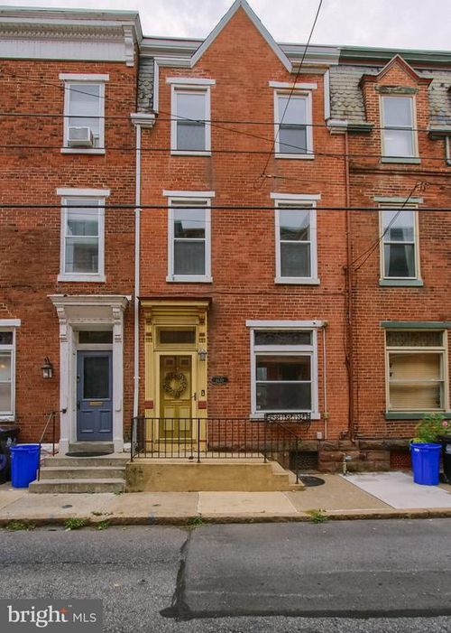 1610 Susquehanna St, HARRISBURG, PA, 17102-2455 | Card Image