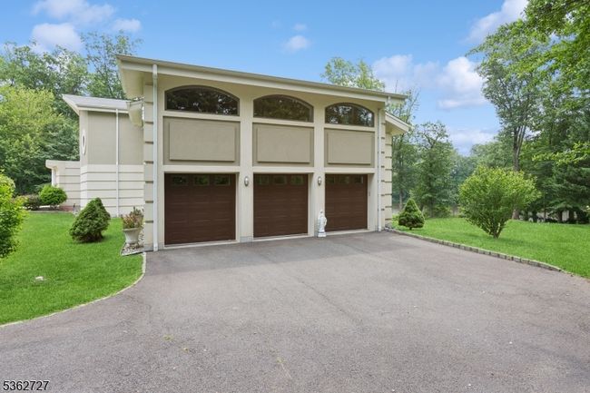 27 Mare Haven Ct, House other with 5 bedrooms, 4 bathrooms and null parking in North Brunswick NJ | Image 38