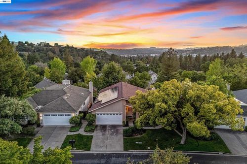 1465 Cortez Ct, Walnut Creek, CA, 94598-2907 | Card Image