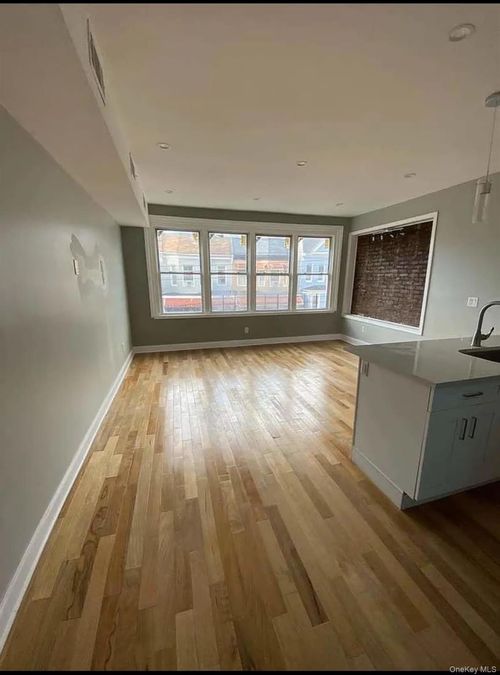 1350 Clay Ave, Bronx, NY, 10456-1701 | Card Image