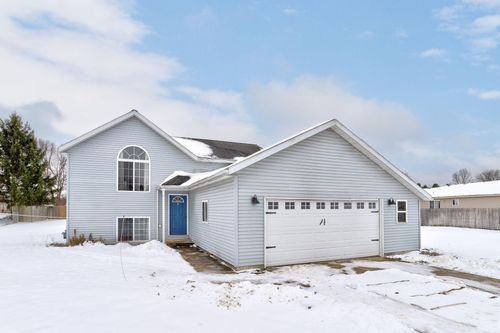 3280 Bluebird Ln, Allegan, MI, 49010-8628 | Card Image