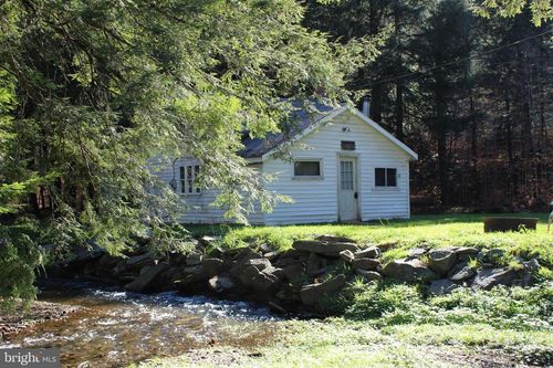 72 Evergreen Ln, ULYSSES, PA, 16948-9297 | Card Image