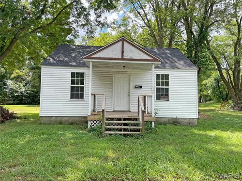 520 E Mound St, Sparta, IL, 62286-1435 | Card Image