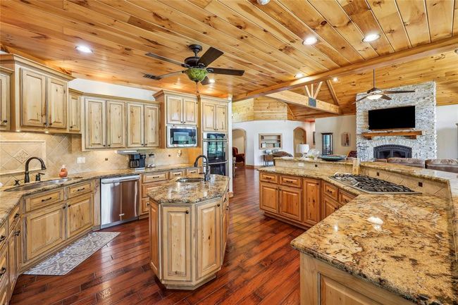 225 Mcgregor Dr, House other with 3 bedrooms, 4 bathrooms and null parking in Brookeland TX | Image 16