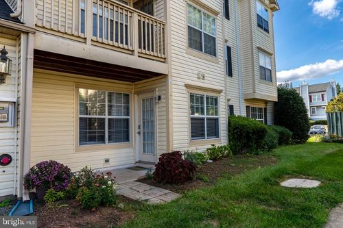 11010 Koman Cir, MANASSAS, VA, 20109-7722 | Card Image
