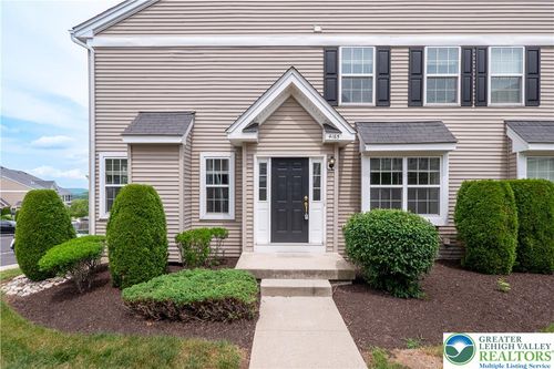 4165 Bunker Hill Dr N, COOPERSBURG, PA, 18036-8818 | Card Image